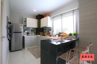 Villa Albero Rama 9 - Srinakarin Bangkok Townhouse for Sale