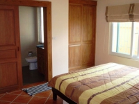 Pattaya House for Sale: Pool Villa in Huay Yai