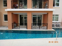 Pattaya Condo for Sale: Paradise Park Condo